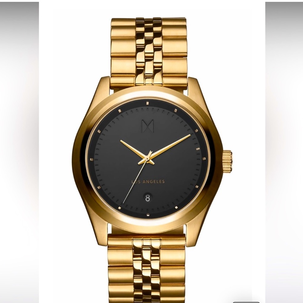 MVMT Watch. Used but in great shape. New Battery.